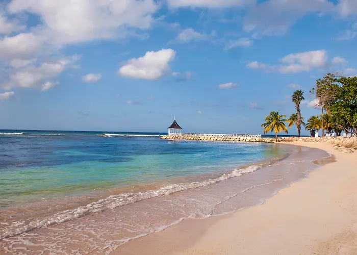 Montego Bay Hotels near Sangster International Airport (MBJ)