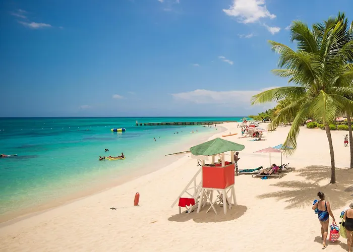 Montego Bay Hotels for Romantic Getaway near 
