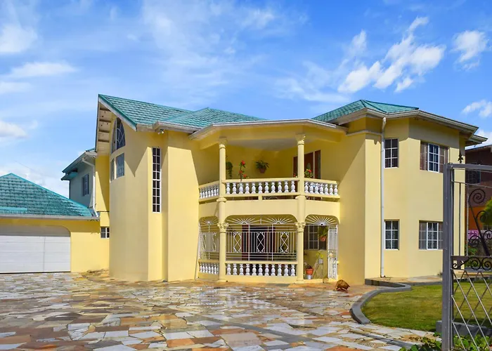 Vacation Apartment Rentals in Mandeville