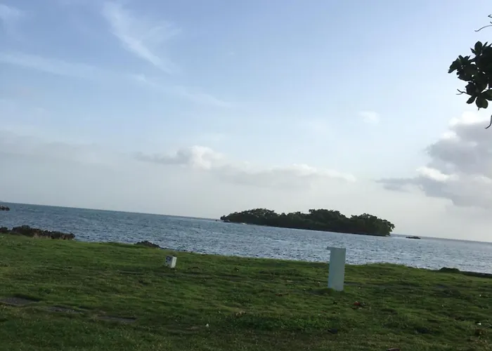 Vacation Apartment Rentals in Orange Bay