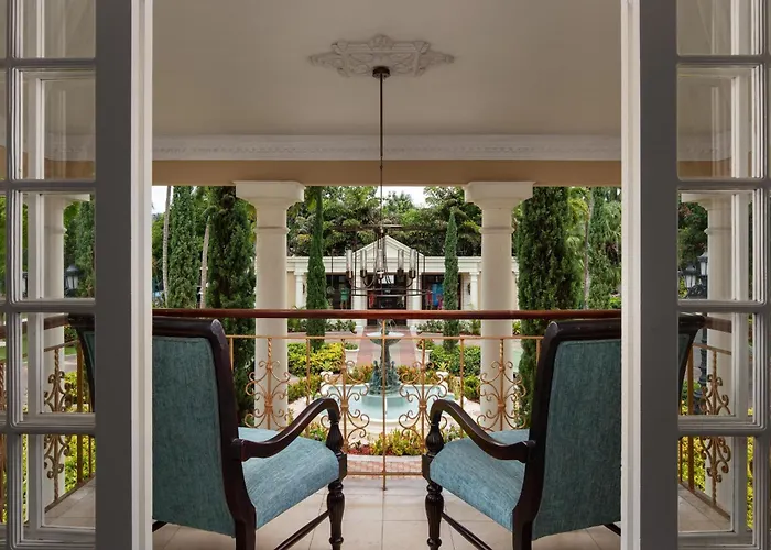 Ocho Rios Luxury Resorts