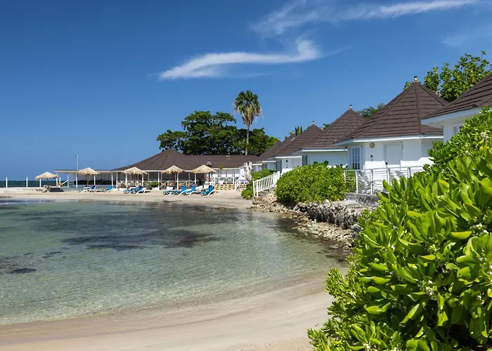 Runaway Bay 4 Star Hotels for Romantic Getaway
