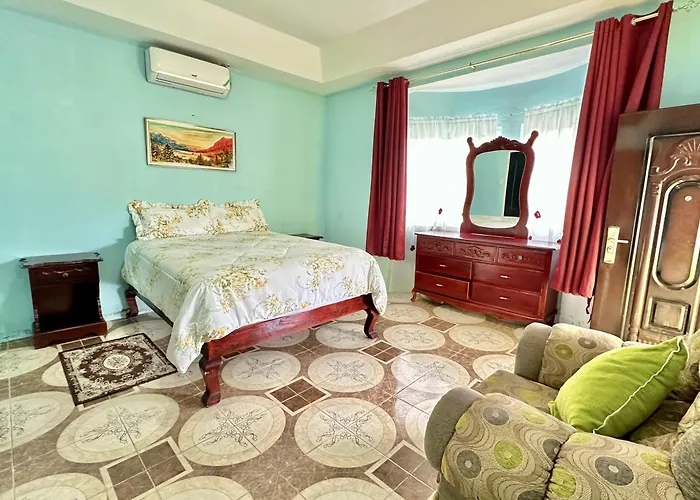 Vacation Apartment Rentals in Lucea