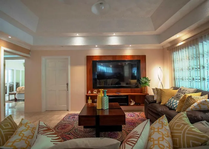 Villas in Ocho Rios near 